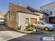 Commerce à IS-SUR-TILLE