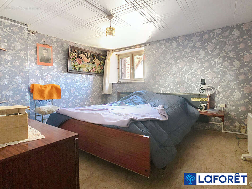 Maison à IS-SUR-TILLE