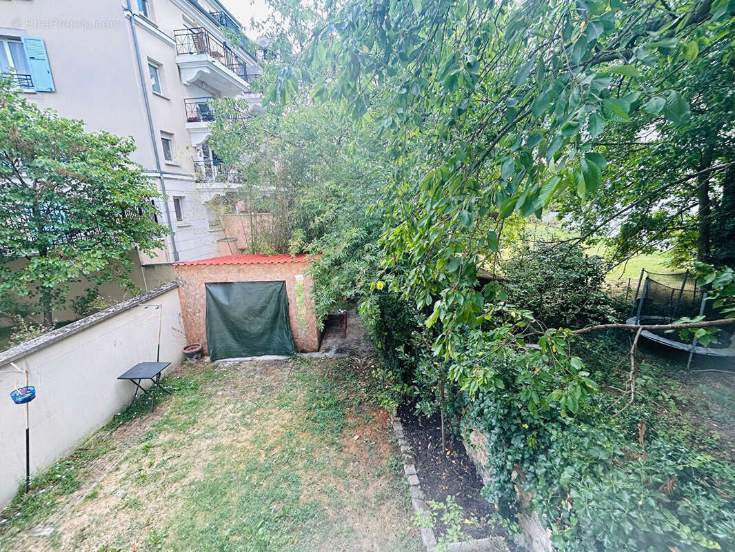 Maison à LE PERREUX-SUR-MARNE