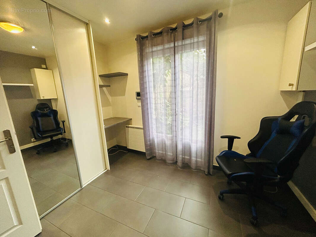 Maison à LE PERREUX-SUR-MARNE