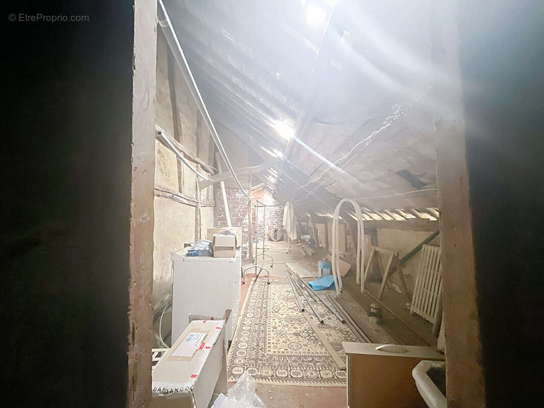 Appartement à BOURG-ACHARD