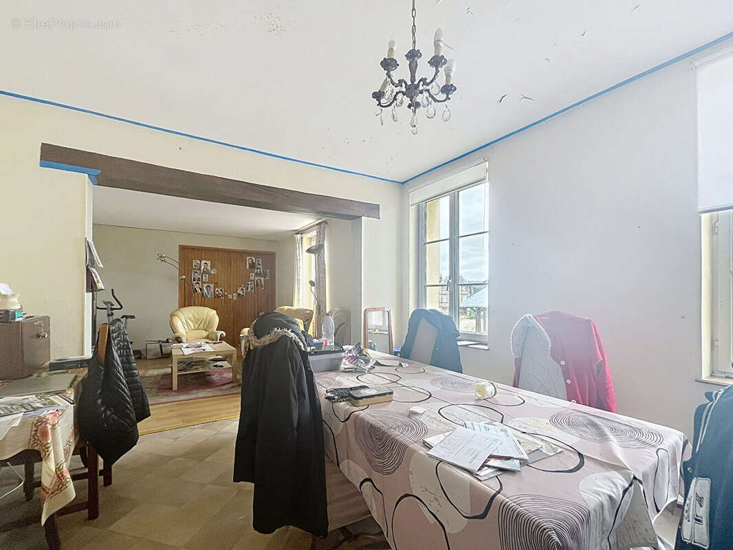 Appartement à BOURG-ACHARD