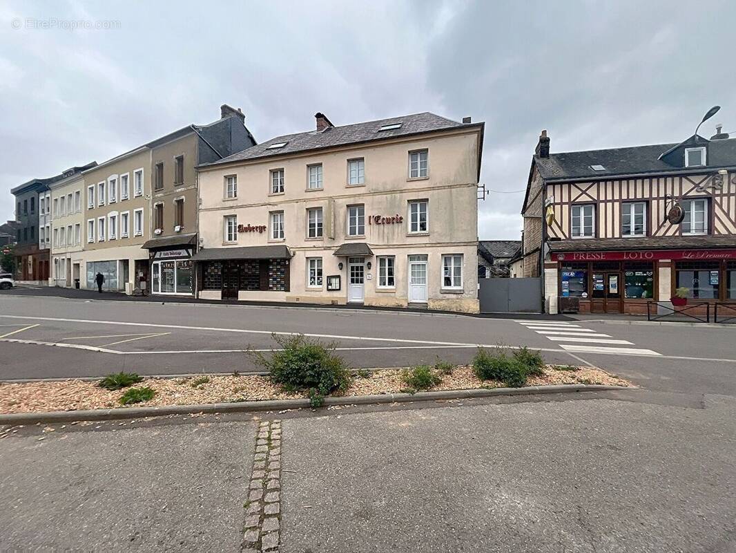Appartement à BOURG-ACHARD