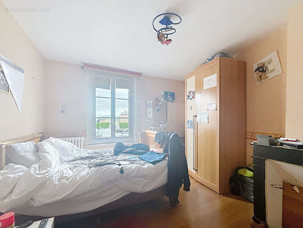 Appartement à BOURG-ACHARD