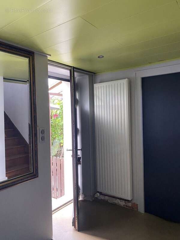 Maison à CHATEAUNEUF-LA-FORET