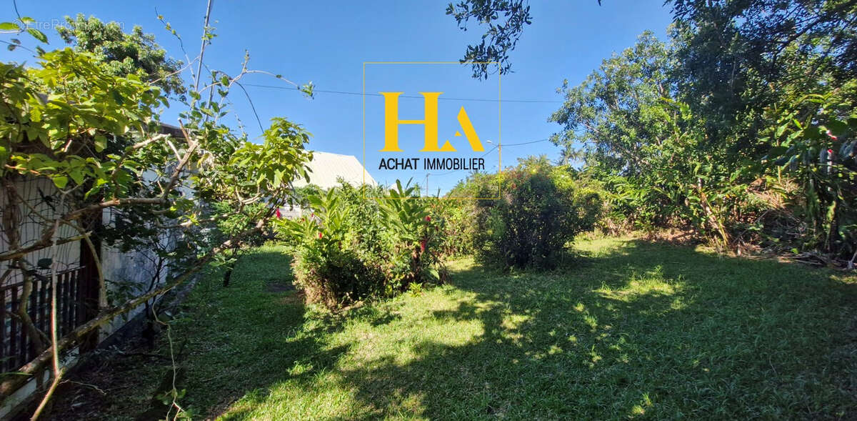 Maison à SAINTE-SUZANNE