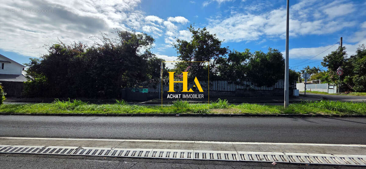 Maison à SAINTE-SUZANNE