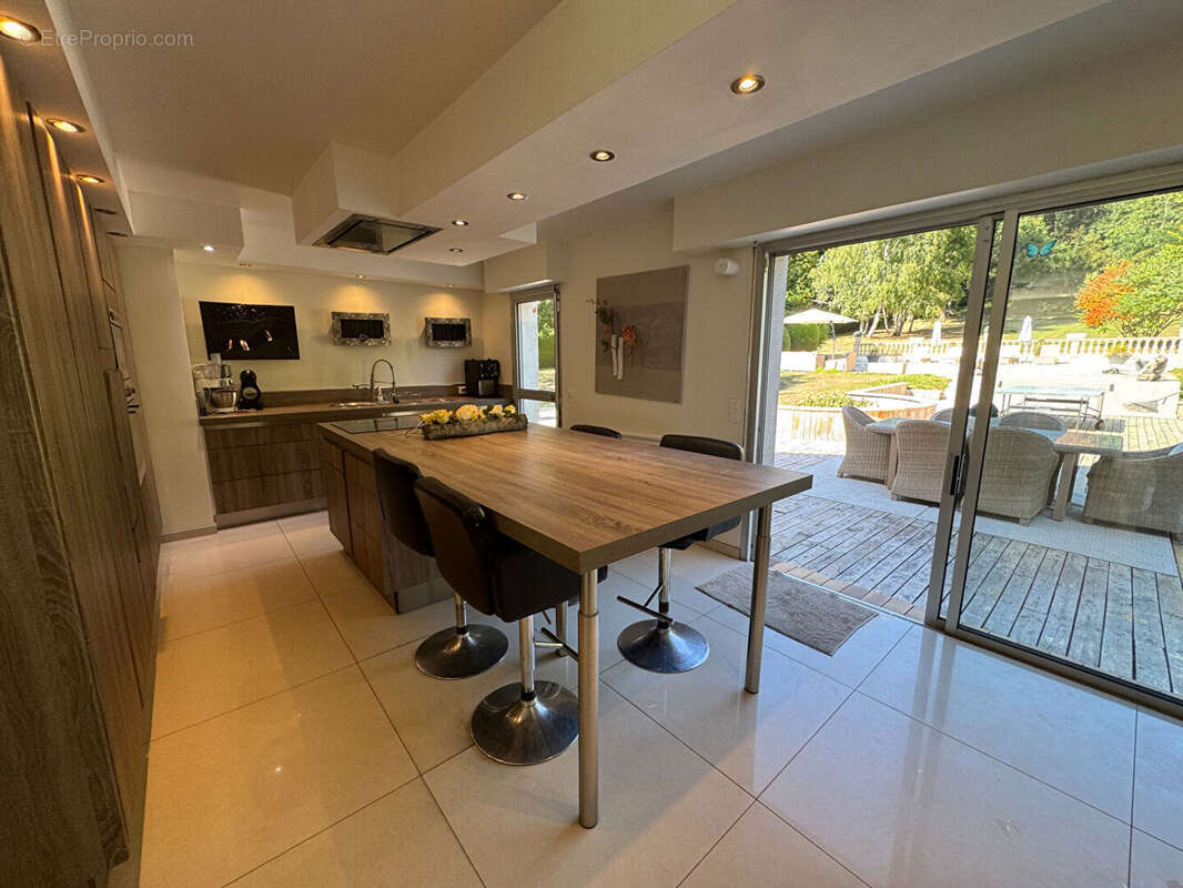 Maison à MONTFORT-L'AMAURY