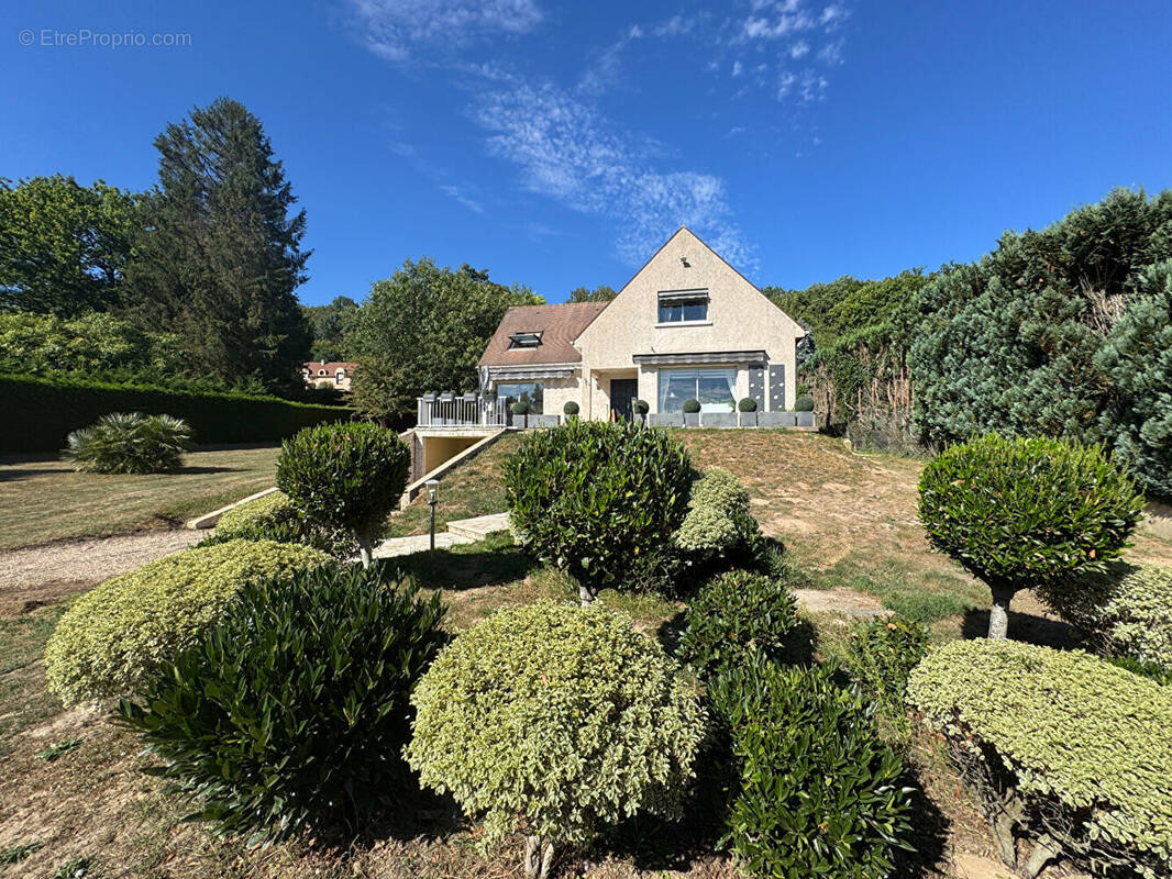 Maison à MONTFORT-L'AMAURY