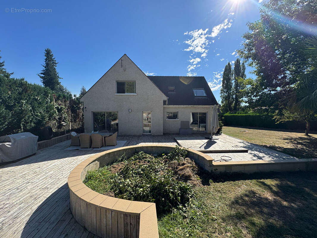 Maison à MONTFORT-L'AMAURY