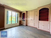 Maison à VIGNEUX-SUR-SEINE