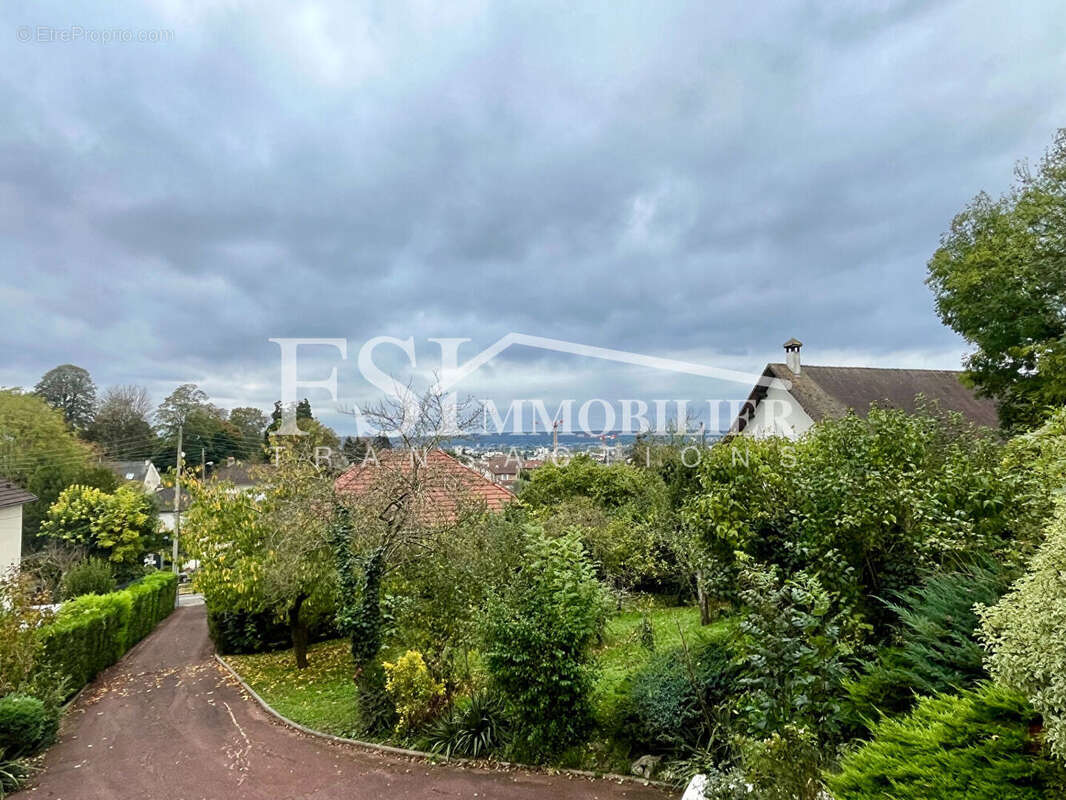 Maison à SAINT-LEU-LA-FORET