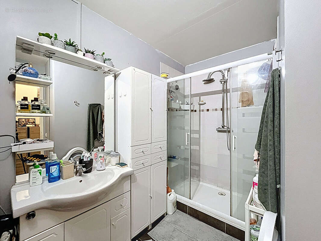 Appartement à SAINT-MICHEL-SUR-ORGE