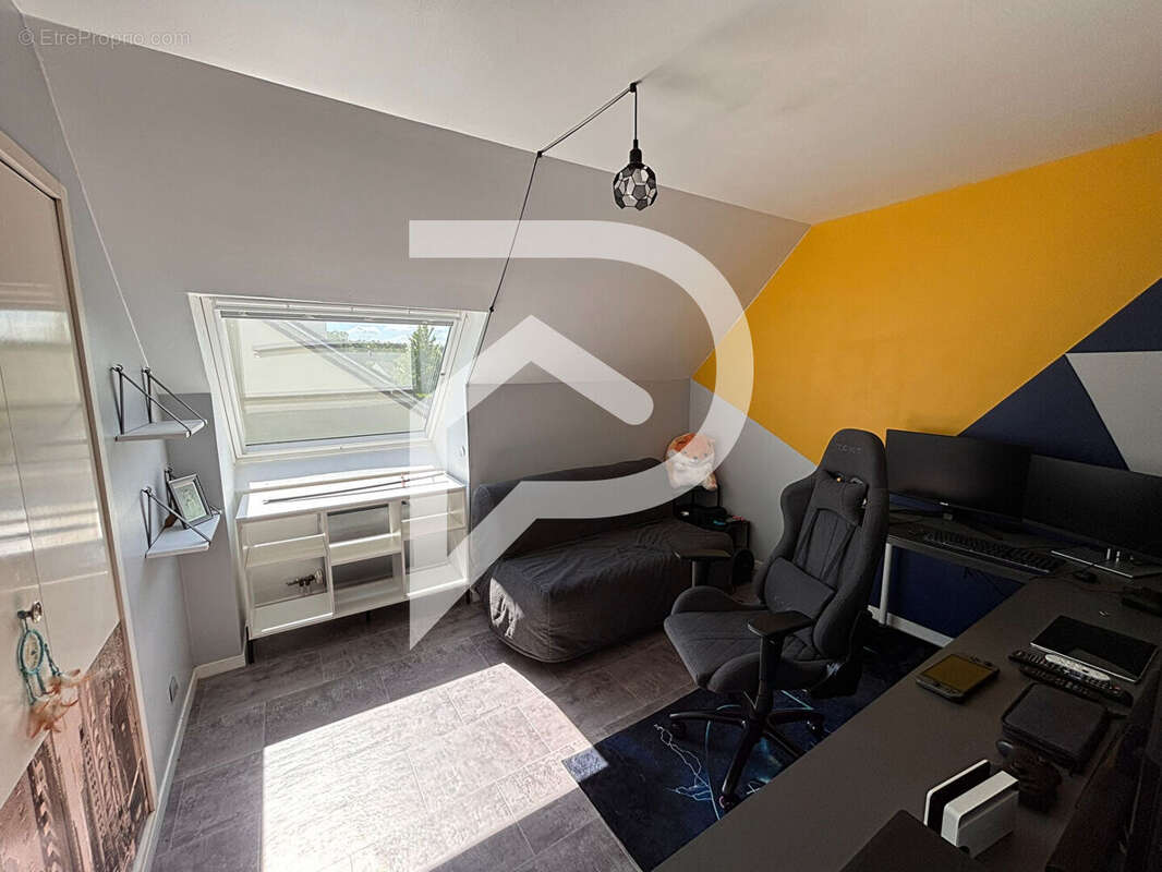 Maison à OZOIR-LA-FERRIERE