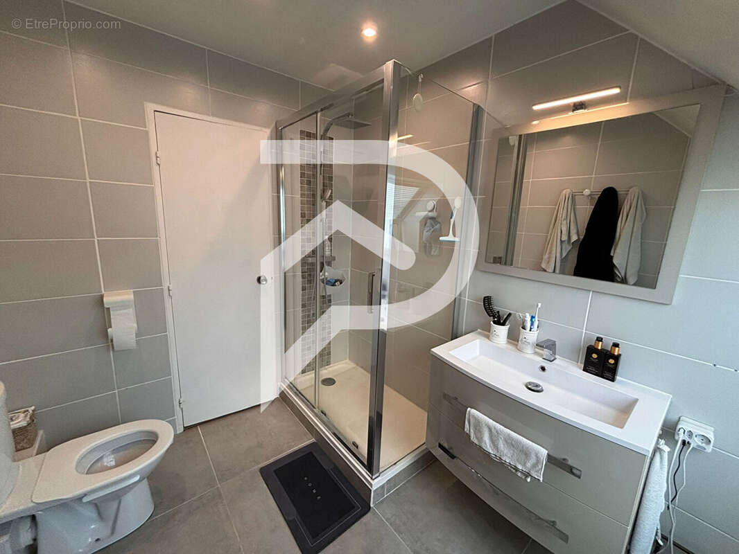 Maison à OZOIR-LA-FERRIERE