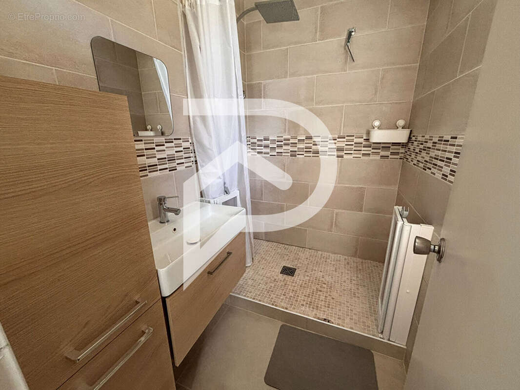 Maison à OZOIR-LA-FERRIERE