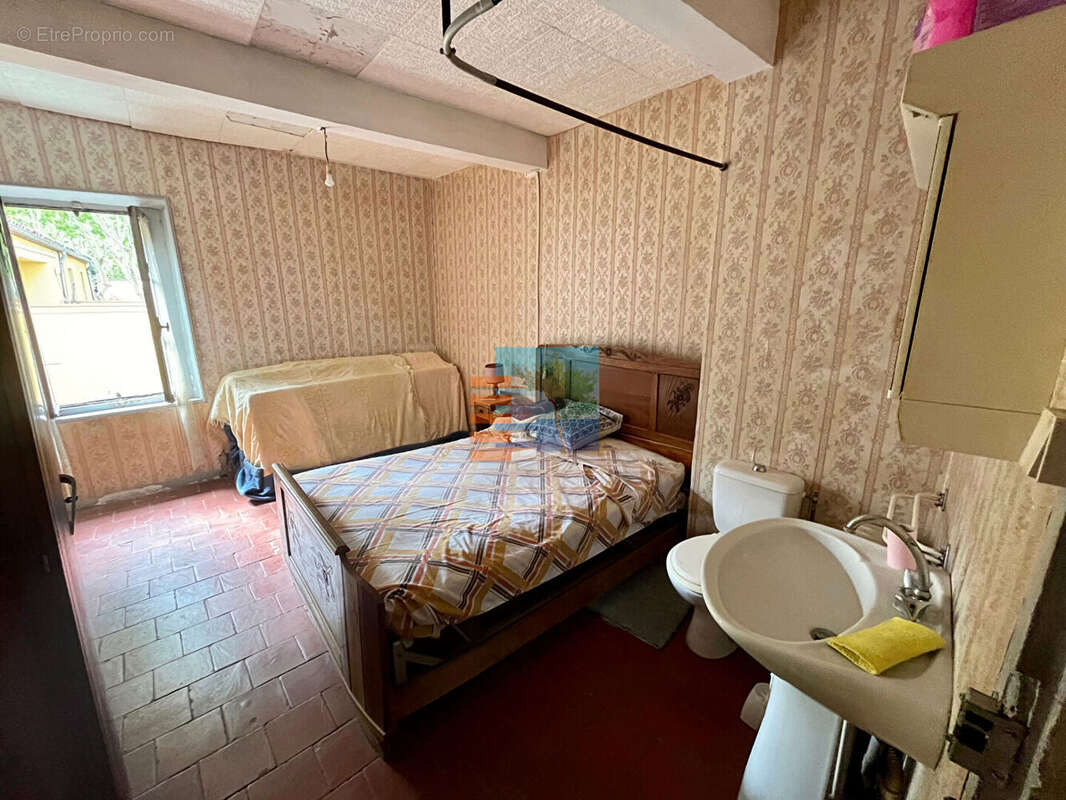 Maison à VILLESEQUE-DES-CORBIERES