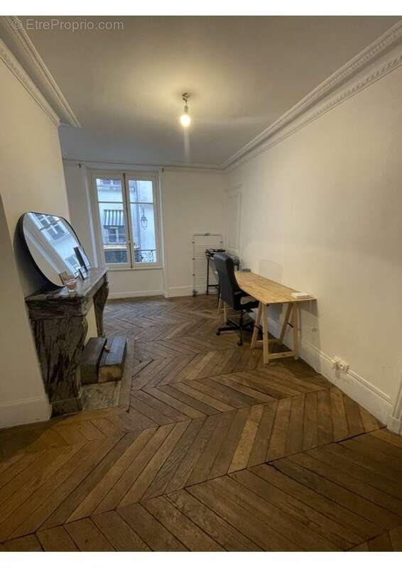 Appartement à PARIS-4E