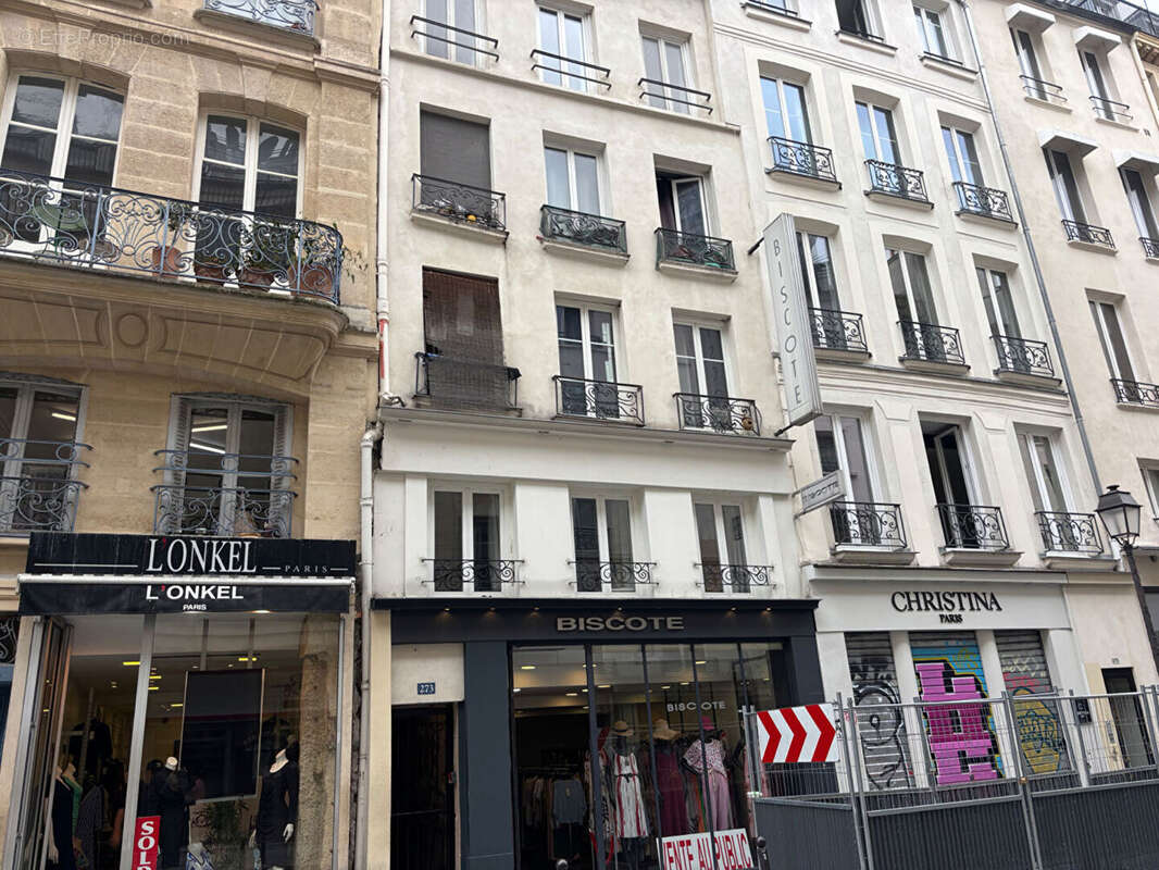 Appartement à PARIS-2E