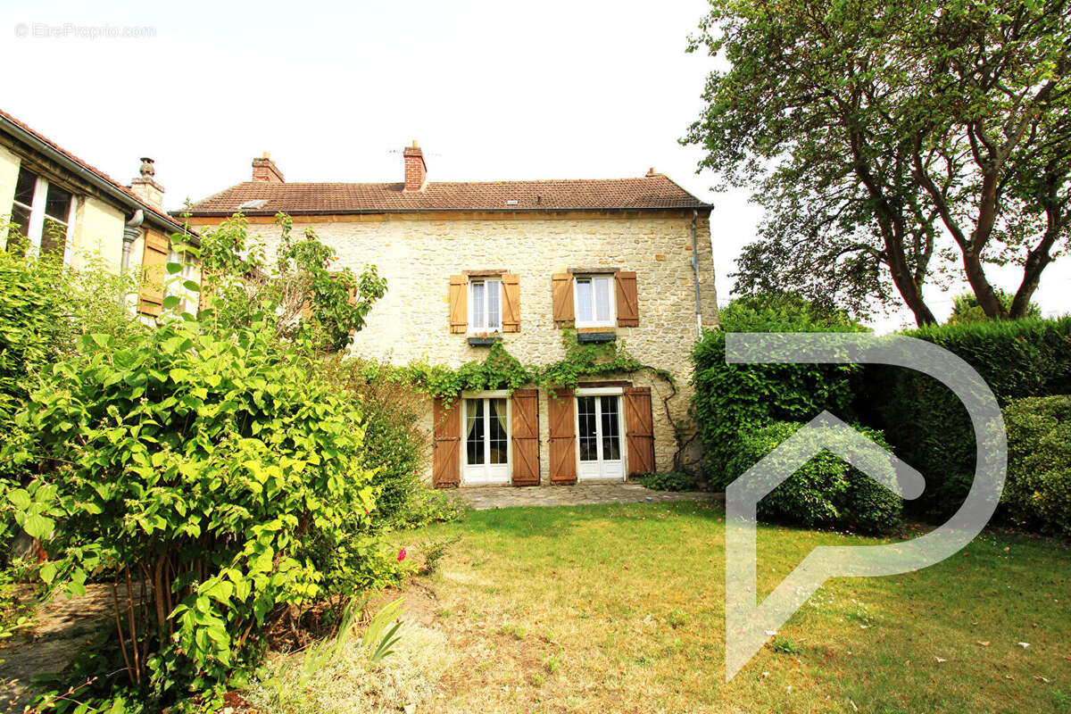 Maison à VINEUIL-SAINT-FIRMIN