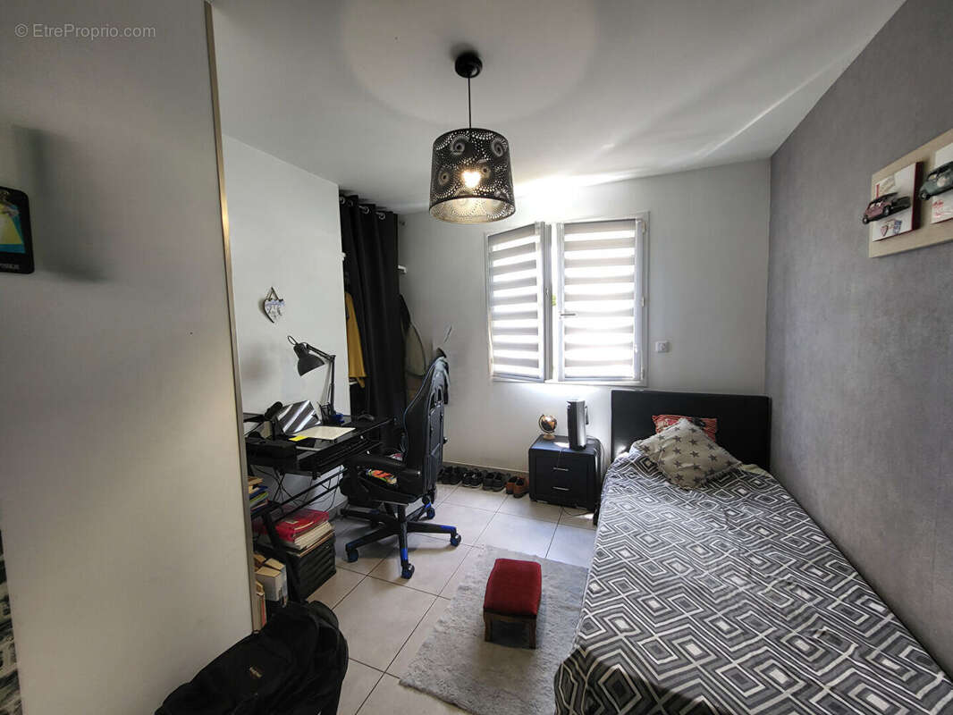 Maison à VENDENESSE-SUR-ARROUX