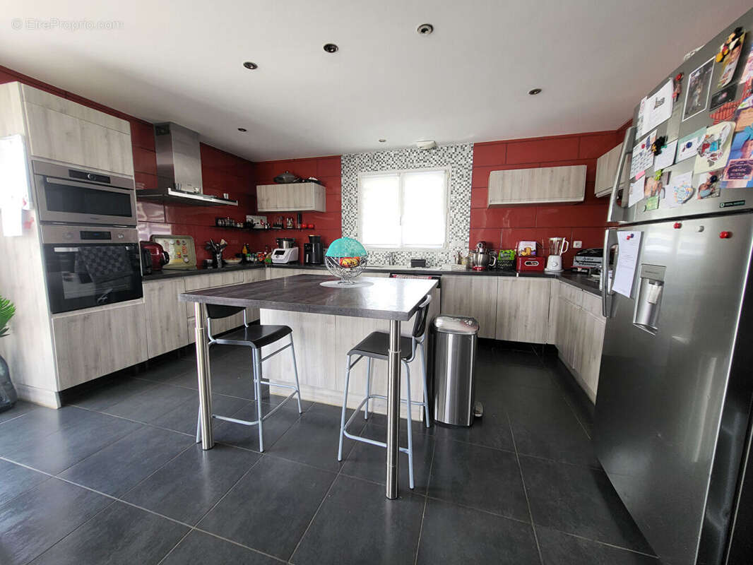 Maison à VENDENESSE-SUR-ARROUX