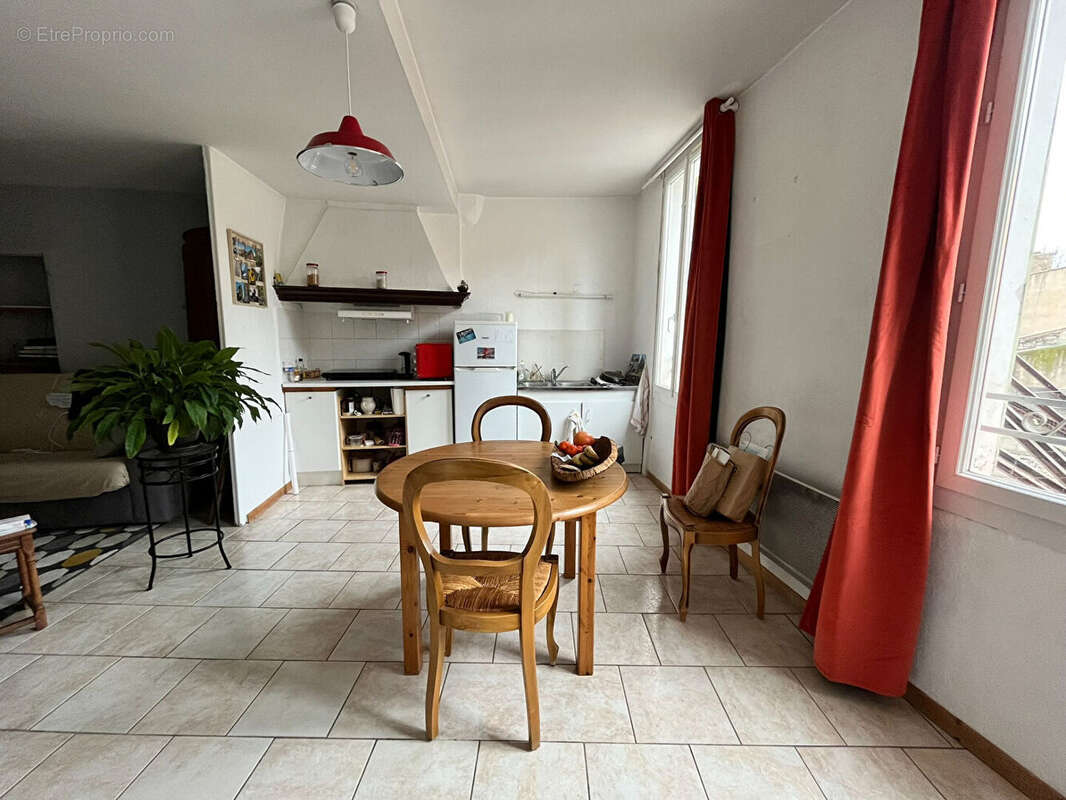 Appartement à SAINT-MAXIMIN-LA-SAINTE-BAUME