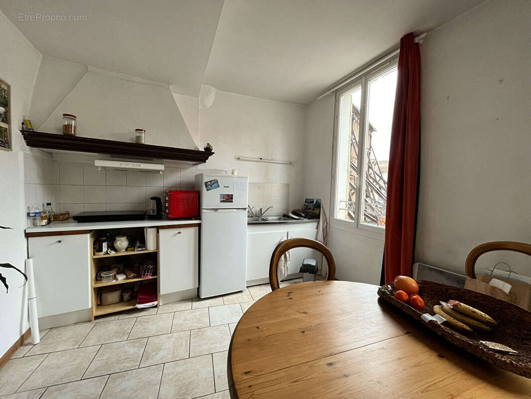 Appartement à SAINT-MAXIMIN-LA-SAINTE-BAUME