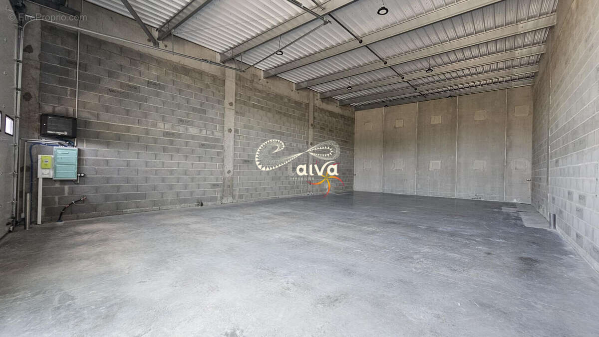 Commerce à MINIAC-MORVAN