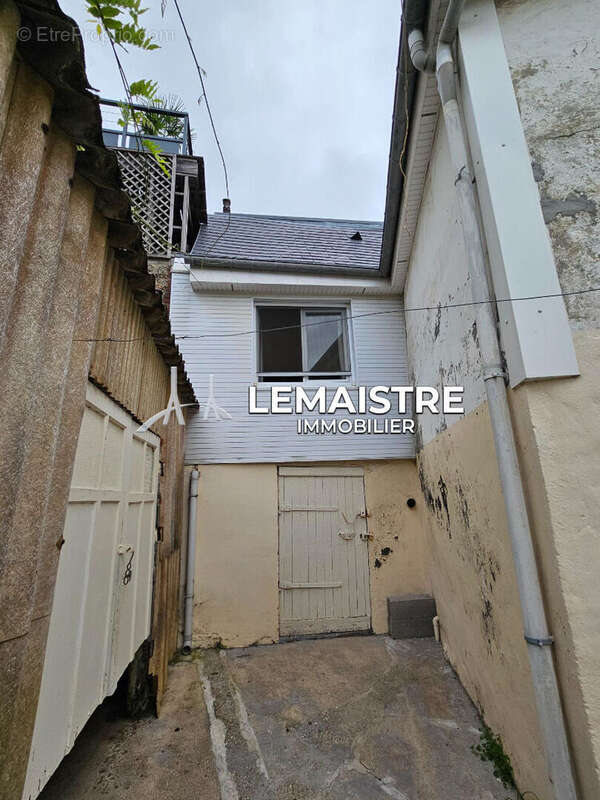 Maison à MONTIVILLIERS