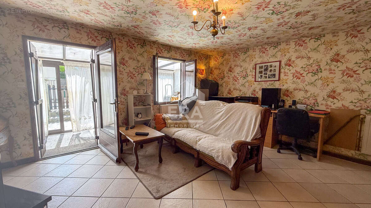 Maison à EVERGNICOURT