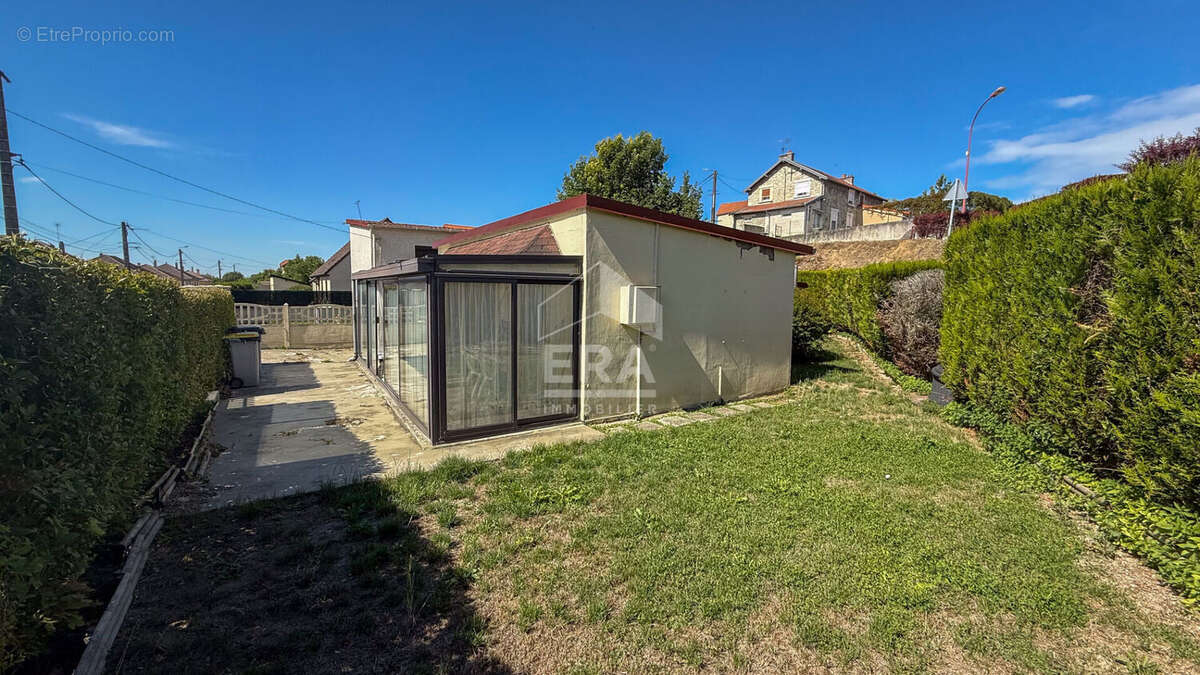 Maison à EVERGNICOURT