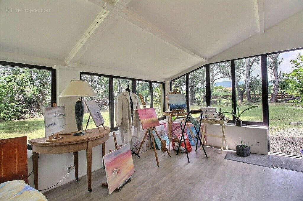 Maison à PERNES-LES-FONTAINES