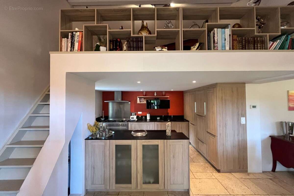 Maison à PERNES-LES-FONTAINES