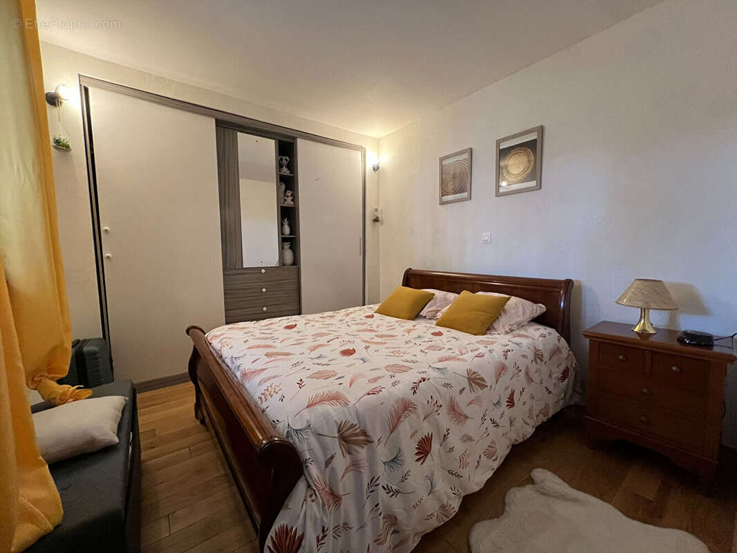 Maison à TOULIS-ET-ATTENCOURT