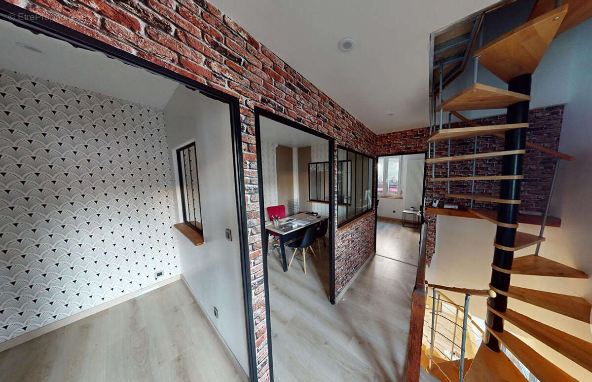 Maison à SAINT-QUENTIN