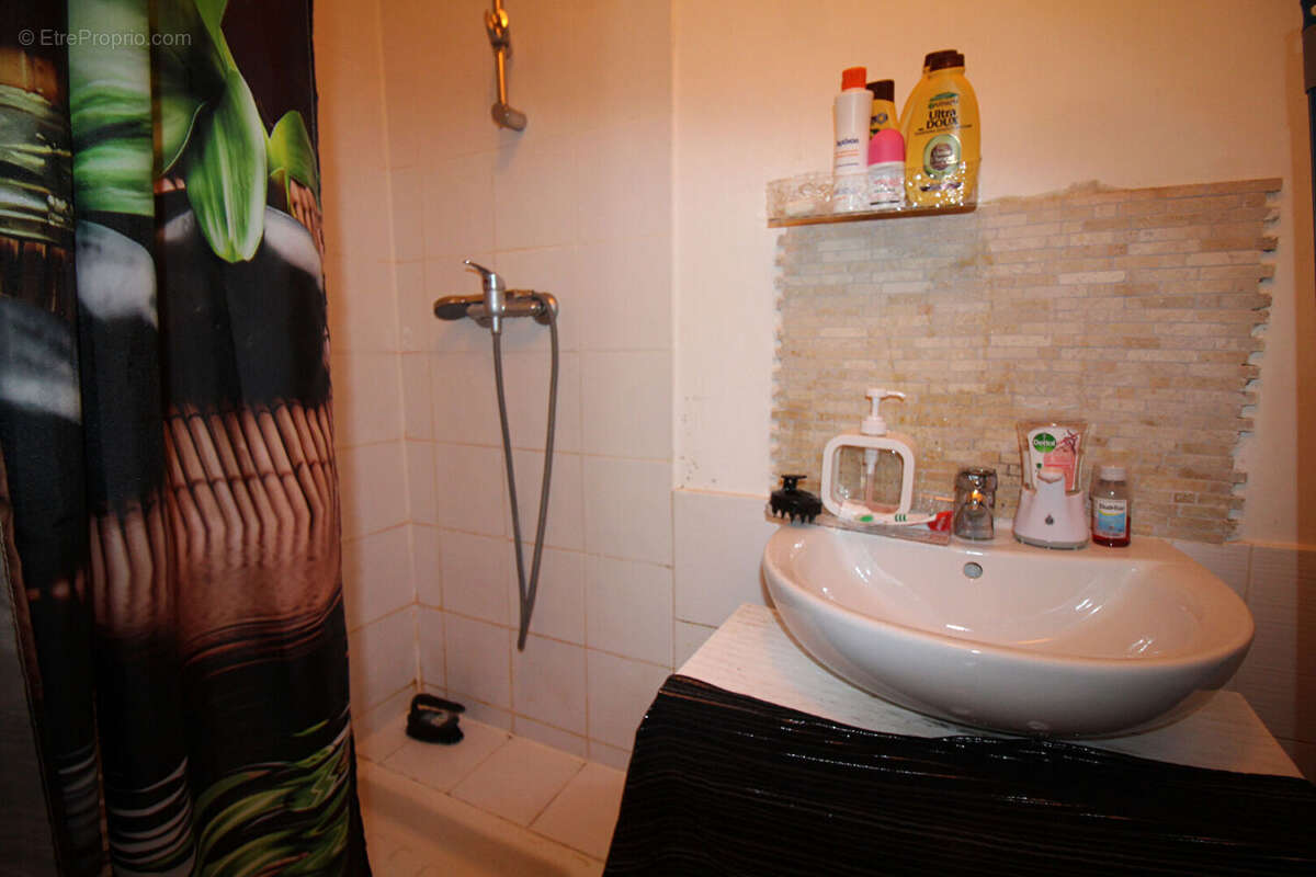 Appartement à JUZIERS