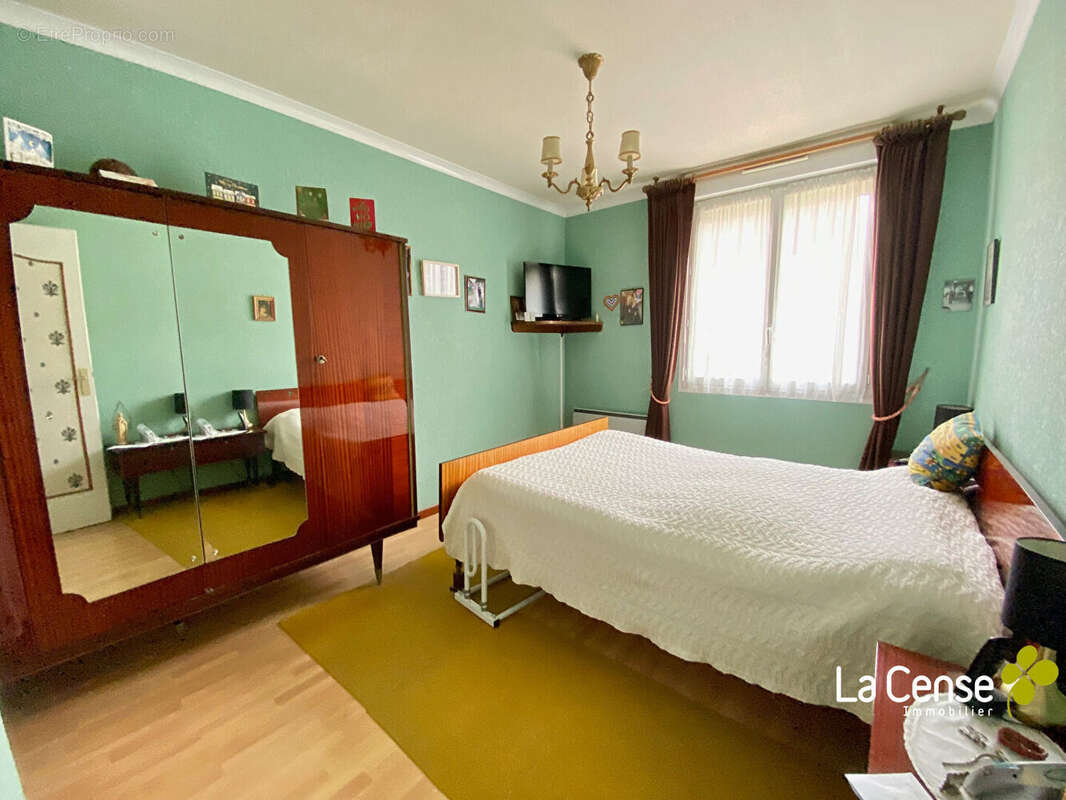 Maison à BOURGHELLES