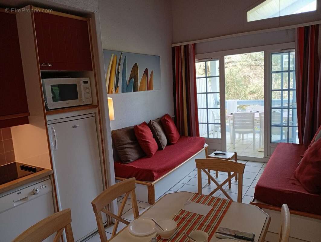 Appartement à MOLIETS-ET-MAA