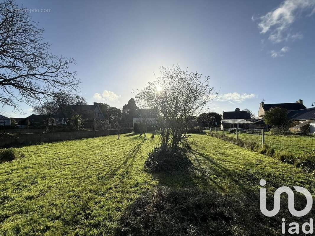 Photo 5 - Terrain à LE TREVOUX