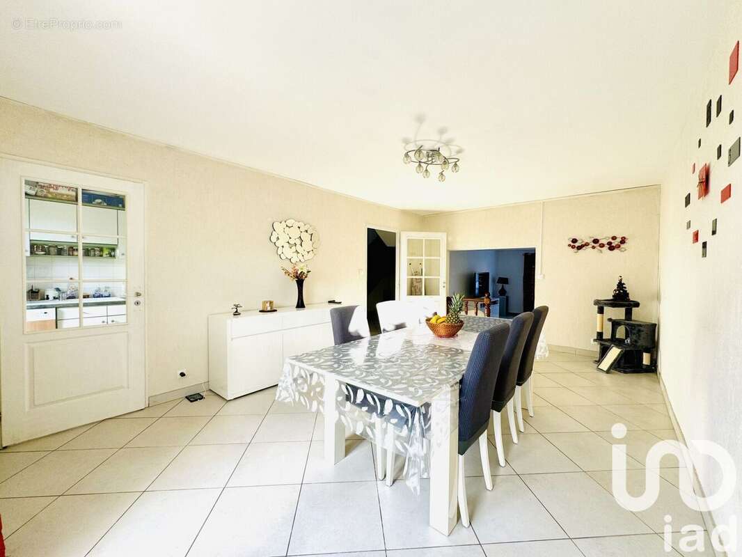 Photo 4 - Maison à FONBEAUZARD