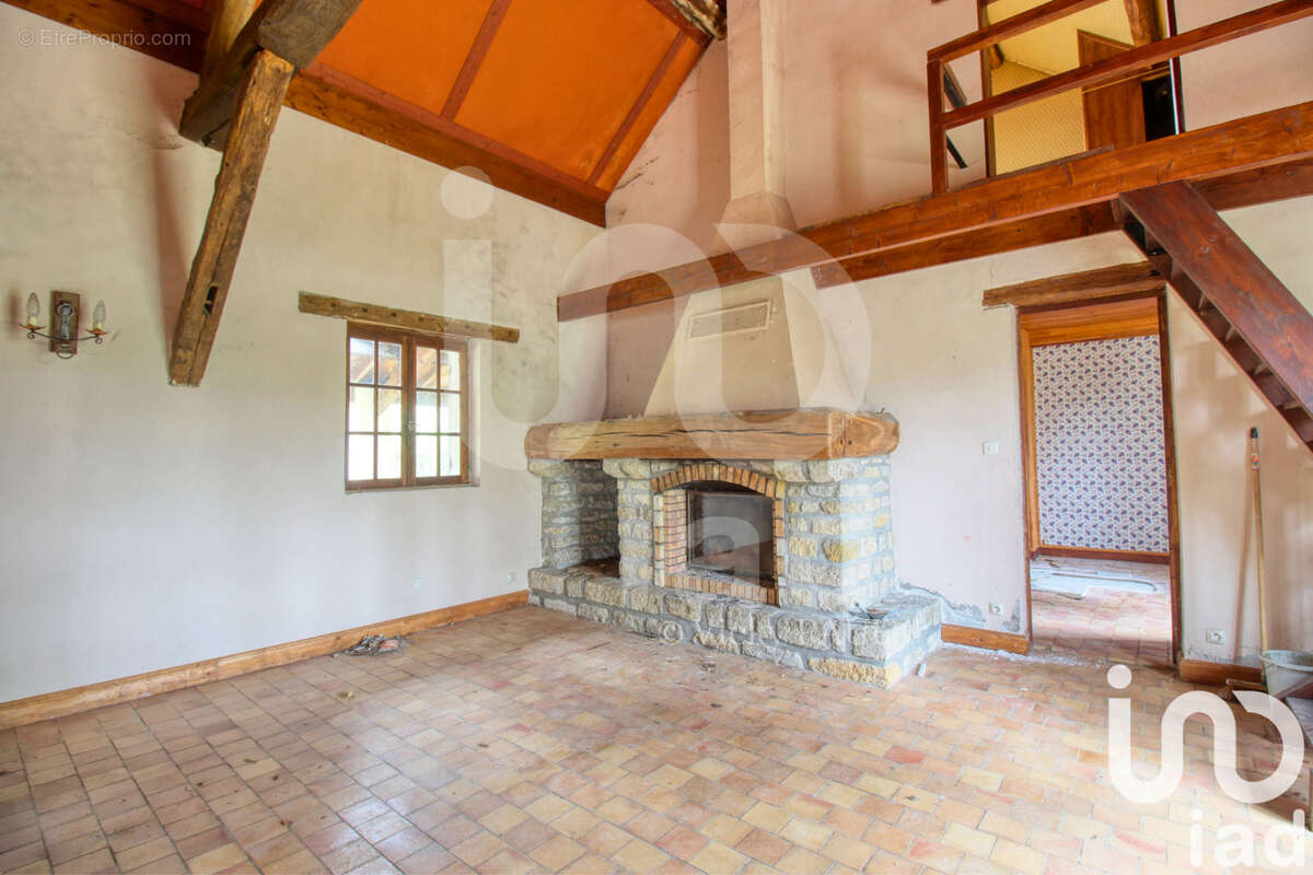 Photo 5 - Maison à COURCY-AUX-LOGES