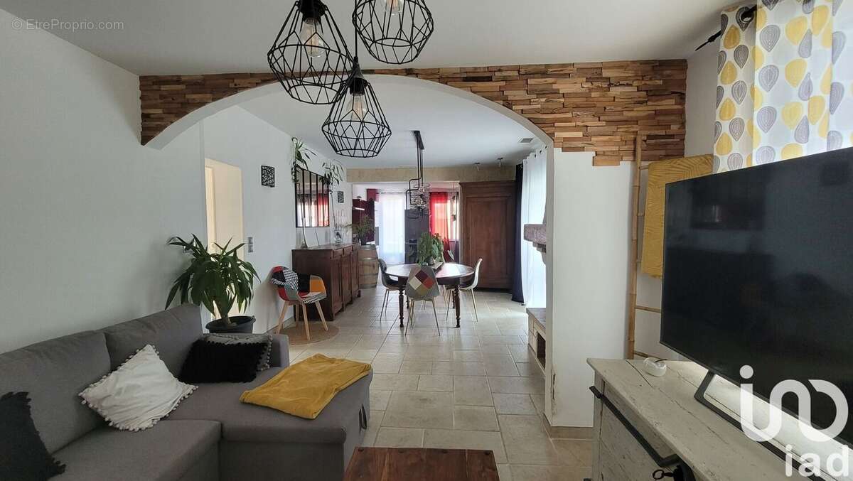 Photo 8 - Maison à LES EGLISOTTES-ET-CHALAURES