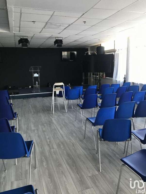 Photo 4 - Commerce à SAINT-MICHEL-SUR-ORGE