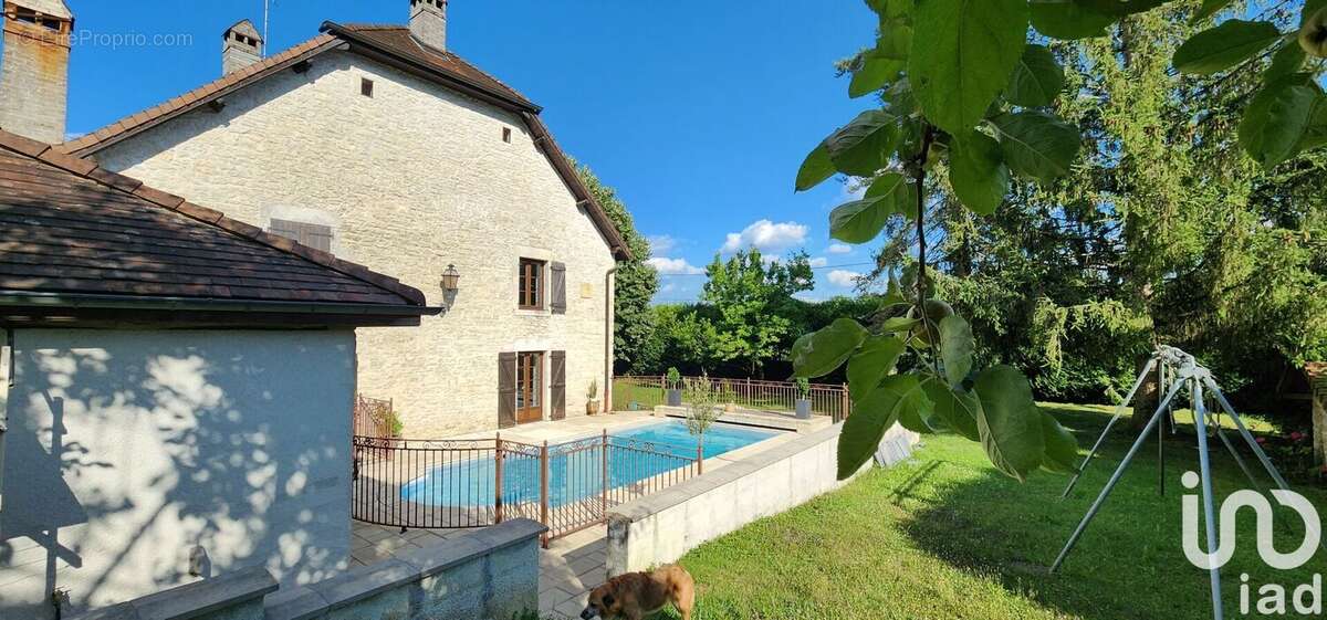 Photo 2 - Maison à BEAUMOTTE-AUBERTANS