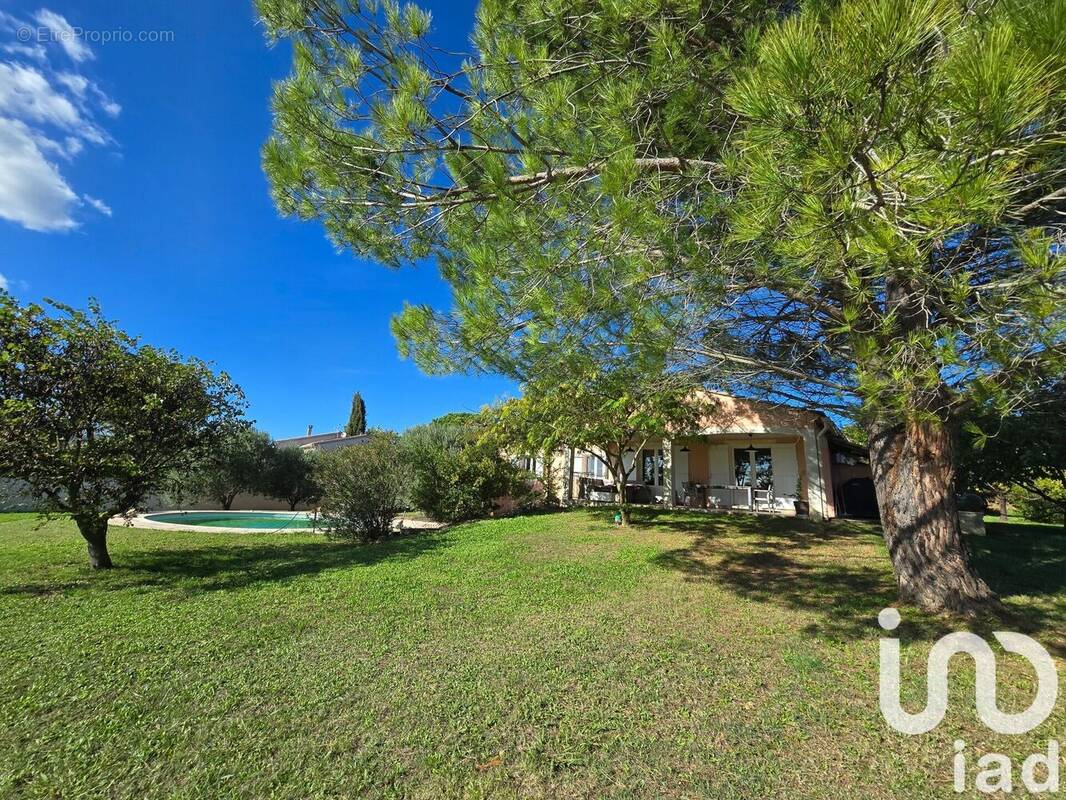 Photo 1 - Maison à SAINT-LAURENT-DE-CARNOLS