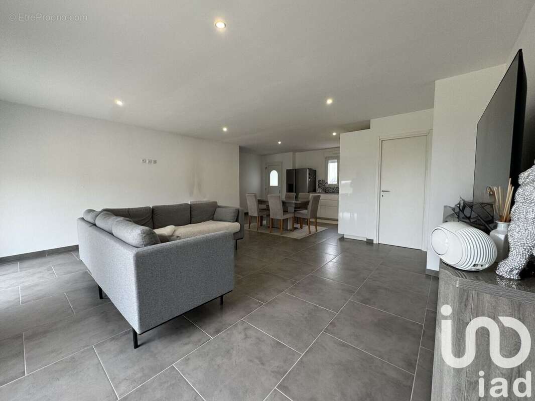 Photo 5 - Maison à LA CHAPELLE-SUR-LOIRE