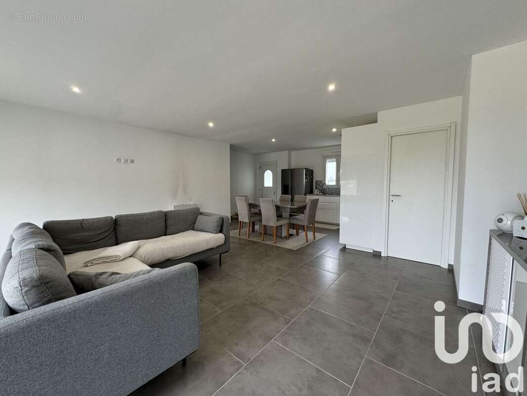 Photo 6 - Maison à LA CHAPELLE-SUR-LOIRE