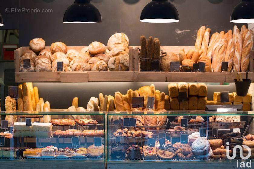 Photo 1 - Commerce à DOLE