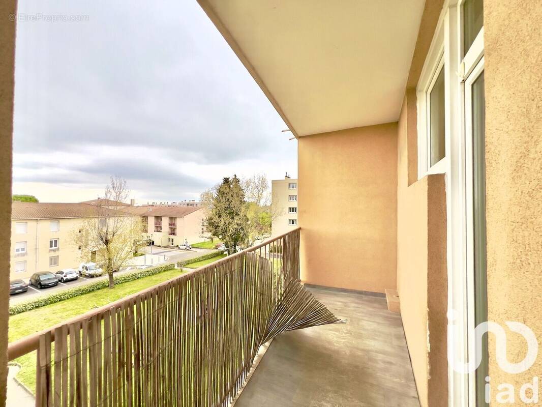 Photo 1 - Appartement à UZES